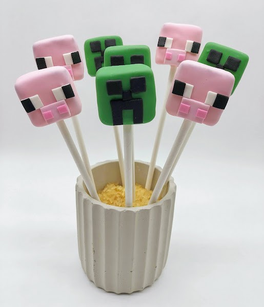 The Mindboggling World of Minecraft Cake Pops | Minecraft cake pops,  Minecraft party food, Minecraft party